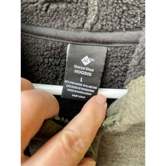 Members Mark size L Sherpa lined fleece hoody - Picture 6 of 6